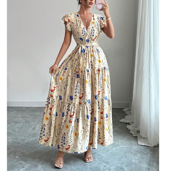 Dresses & Skirts - Boho Floral Print Butterfly Sleeve Belted Maxi Dress